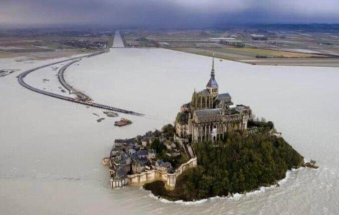 Gites Le Mont Desclos Saint Michel Beauvoir  Værelse billede